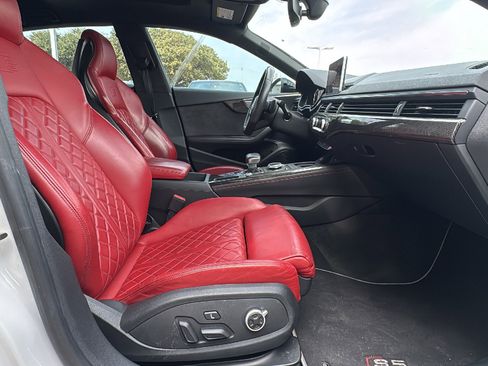 Used 2019 Audi S5 Prestige w/ S Sport Package image 28