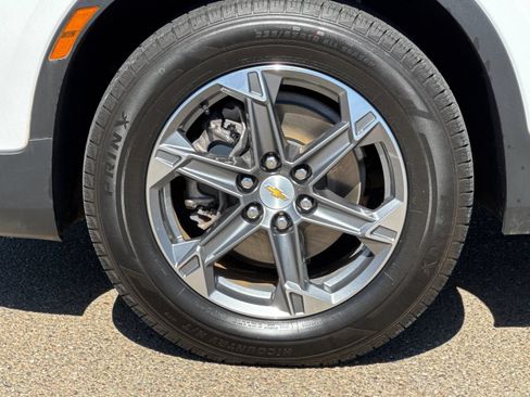 Used 2023 Chevrolet Blazer LT FWD image 36