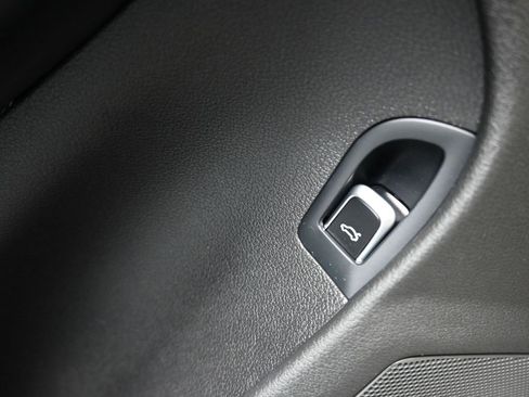 Used 2015 Audi A4 2.0T Premium Plus w/ Technology Package image 11