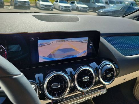 New 2026 Mercedes-Benz GLA 250 image 18