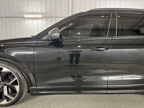Used 2023 Audi RS Q8 w/ Black Optic Package AWD/4WD image 17