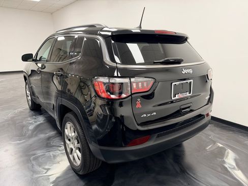 Used 2022 Jeep Compass Latitude AWD/4WD image 20