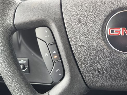 New 2025 GMC Savana 2500 Extended w/ Driver Convenience Package image 15