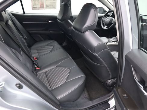 Used 2024 Toyota Camry SE FWD image 13