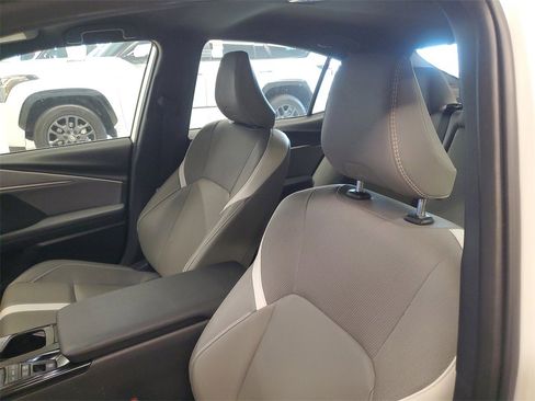 Certified 2025 Toyota Camry SE image 17