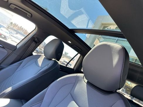 New 2026 Volkswagen Tiguan SE R-Line AWD/4WD image 13