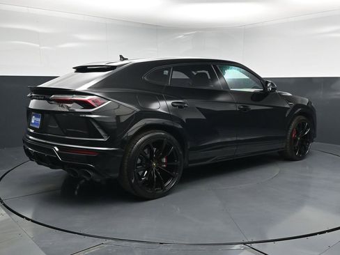 Used 2022 Lamborghini Urus AWD/4WD image 10