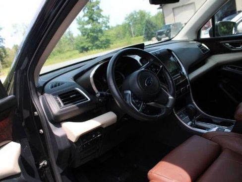 Used 2019 Subaru Ascent Touring AWD/4WD image 8