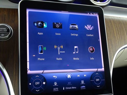 Used 2023 Mercedes-Benz C 300 Sedan image 33