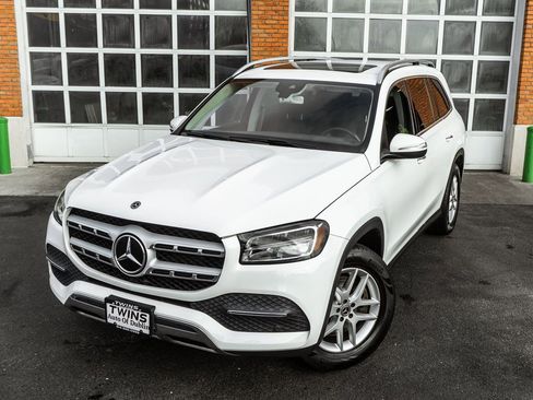 Used 2020 Mercedes-Benz GLS 450 4MATIC image 2