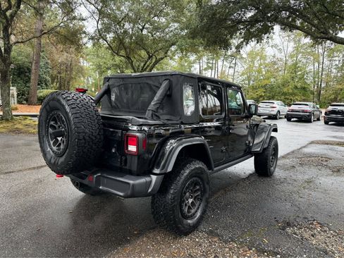Used 2021 Jeep Wrangler Unlimited Rubicon w/ Xtreme Recon 35" Tire Package image 4