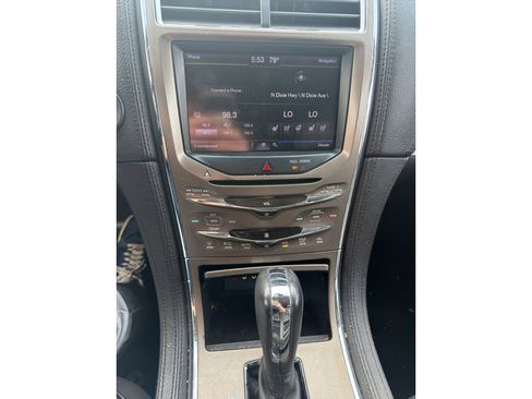 Used 2013 Lincoln MKX FWD image 14