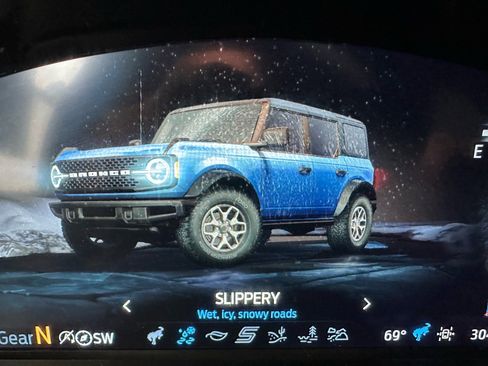 Used 2025 Ford Bronco Big Bend w/ Black Diamond Package AWD/4WD image 41
