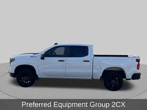 Used 2023 Chevrolet Silverado 1500 Custom Trail Boss AWD/4WD image 2