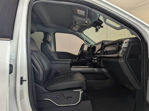 Used 2024 Ford F250 Lariat w/ Chrome Package image 14