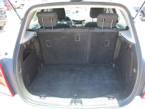 Used 2020 Chevrolet Trax LS FWD image 17