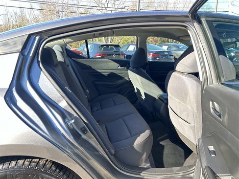 Used 2019 Nissan Altima 2.5 S image 14