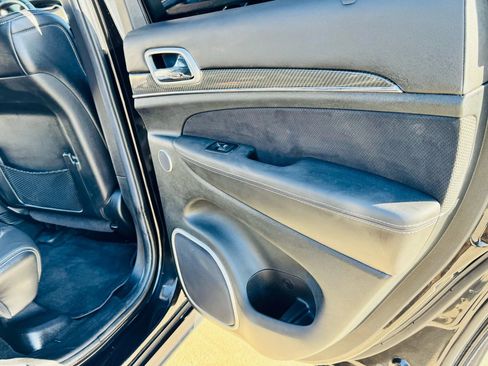 Used 2014 Jeep Grand Cherokee SRT8 w/ Luxury Group II image 85