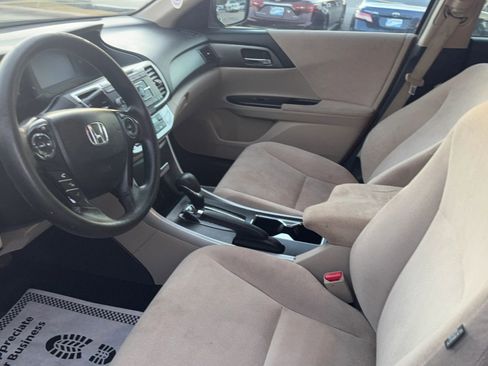 Used 2013 Honda Accord LX image 17
