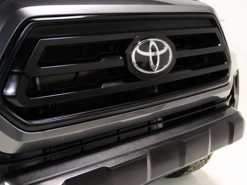 Used 2023 Toyota Tacoma SR image 22