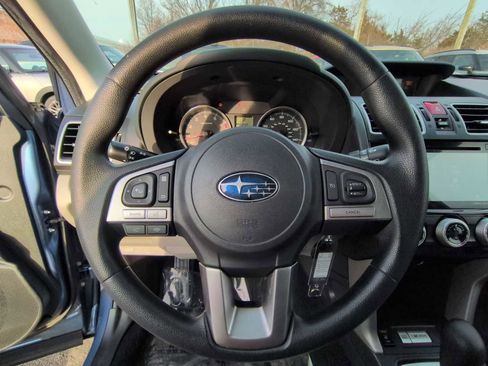 Used 2017 Subaru Forester 2.5i Premium w/ All-Weather Package image 24