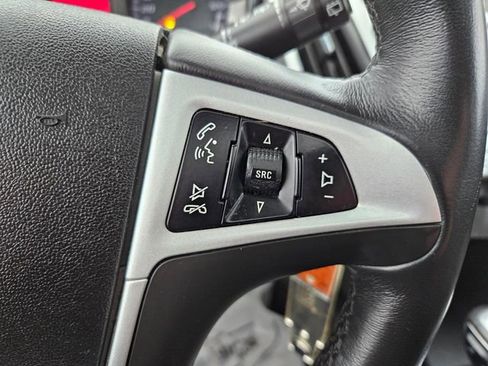 Used 2010 GMC Terrain SLT image 31