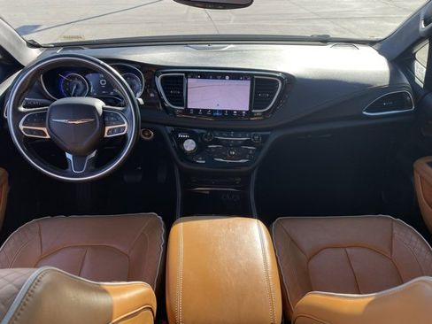 Certified 2021 Chrysler Pacifica Pinnacle image 11