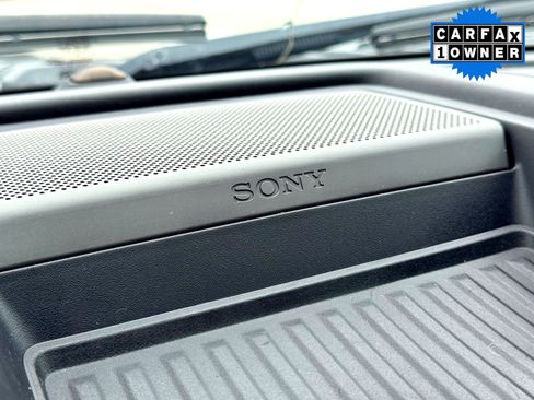 Used 2016 Ford F150 Platinum w/ Equipment Group 701A Luxury RWD image 28