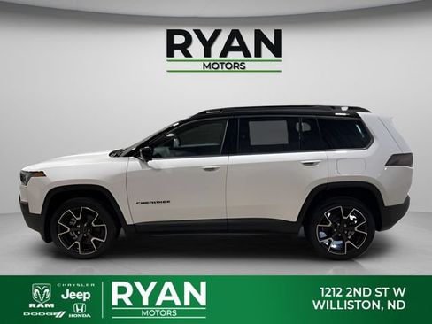 New 2026 Jeep Cherokee Overland w/ Advanced Pro Tech Group AWD/4WD image 6