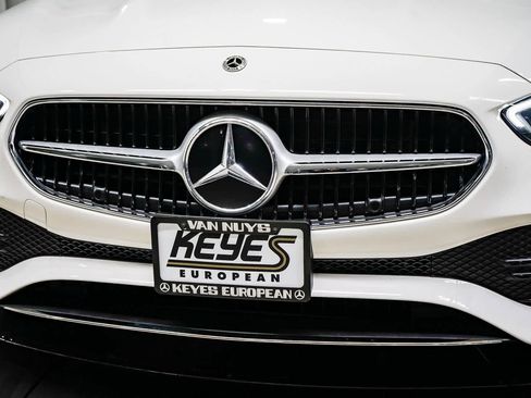 Used 2025 Mercedes-Benz C 300 Sedan image 8