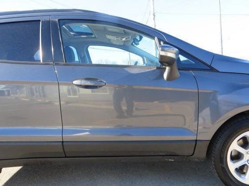 Used 2018 Ford EcoSport SE image 21