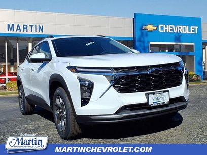New 2025 Chevrolet Trax LT w/ Driver Confidence Package