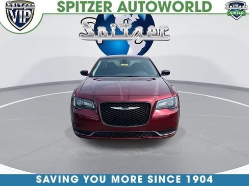 Used 2020 Chrysler 300 Touring w/ Sport Appearance Package RWD image 3