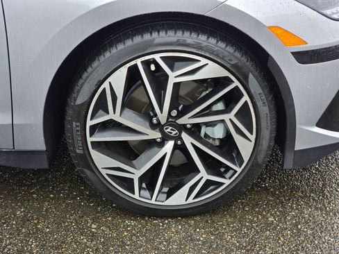 Used 2024 Hyundai Ioniq 6 SEL image 9