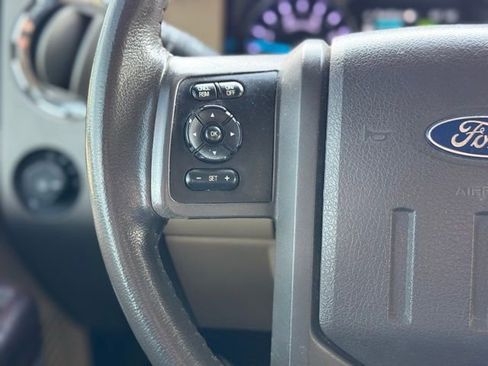 Used 2011 Ford F350 Lariat w/ Lariat Interior Pkg image 22