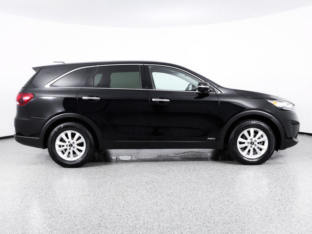 Used 2020 Kia Sorento LX AWD/4WD image 9