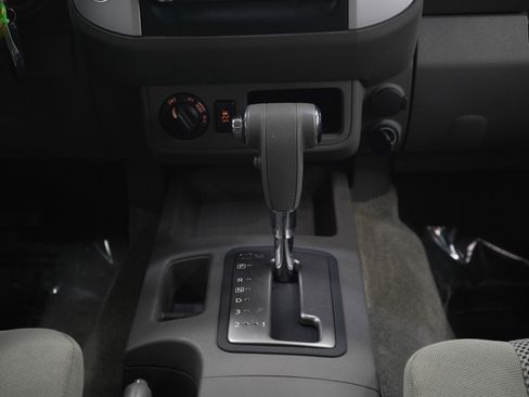 Used 2013 Nissan Frontier SV AWD/4WD image 16