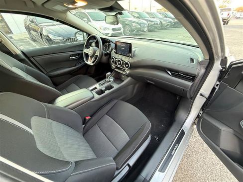 Used 2020 Nissan Sentra SV image 28