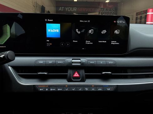 Used 2025 Kia K4 FWD image 27