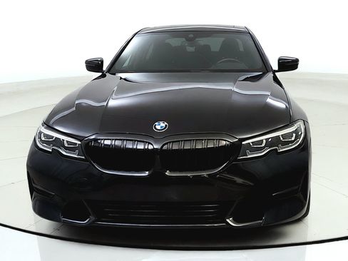 Used 2021 BMW 330i Sedan w/ Premium Package RWD image 2