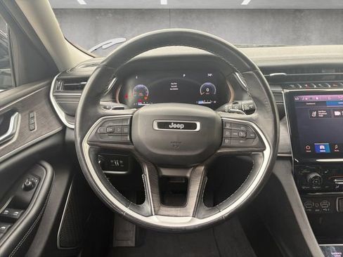 Used 2021 Jeep Grand Cherokee L Limited image 21