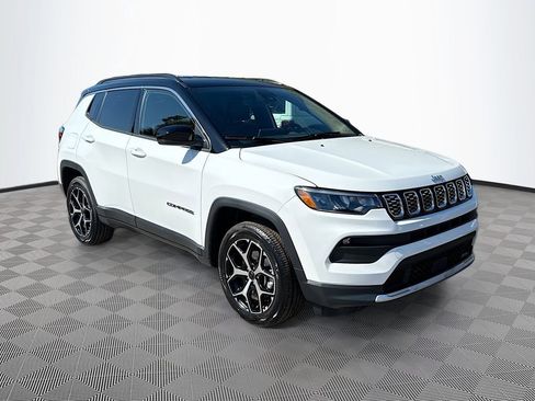 Used 2026 Jeep Compass Limited AWD/4WD image 4