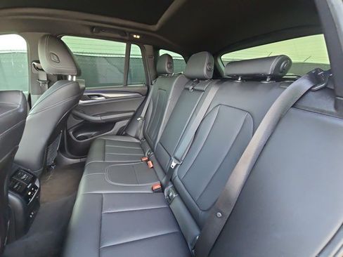 Used 2022 BMW X3 sDrive30i w/ M Sport Package RWD image 17
