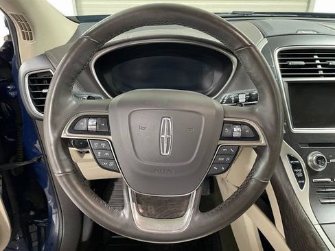 Used 2019 Lincoln Nautilus Reserve AWD/4WD image 17
