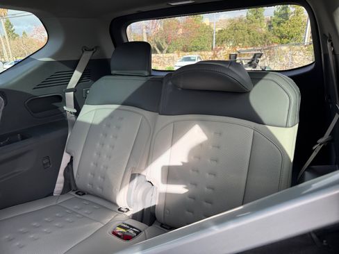 New 2026 Kia EV9 Wind image 21