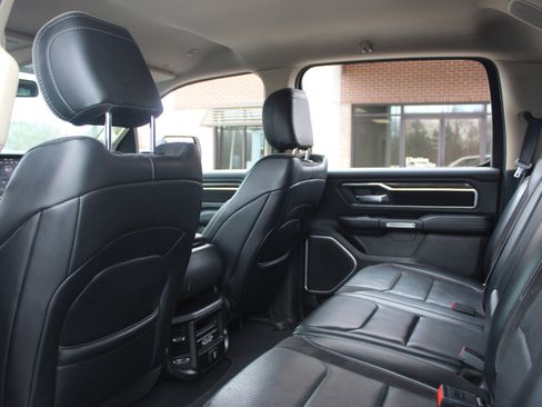 Used 2019 RAM 1500 Laramie w/ Off Road Group image 28