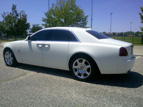 Used 2013 Rolls-Royce Ghost RWD image 50