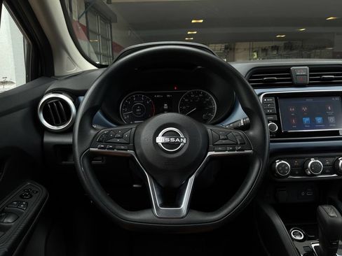 Used 2025 Nissan Versa SV FWD image 28