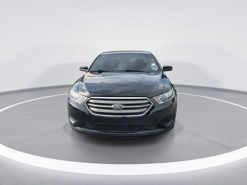 Used 2019 Ford Taurus SE FWD image 3