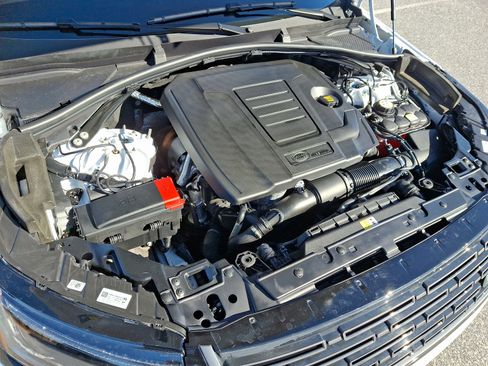 Used 2025 Land Rover Range Rover Velar S image 28